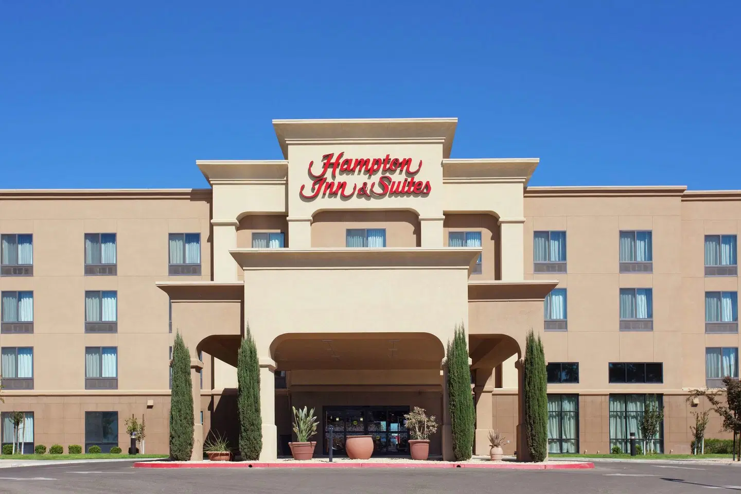 Hampton Inn & Suites Fresno-Northwest EXTERIOR