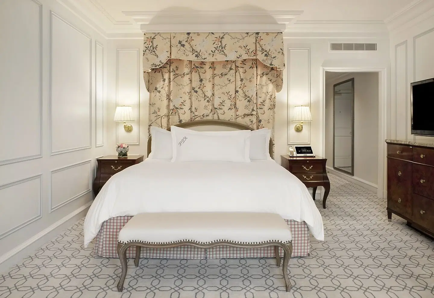 The Peninsula Beverly Hills ROOM_EXAMPLE