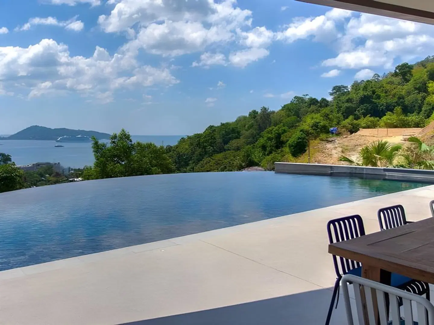 Ocean Rock Kalim Terrasse