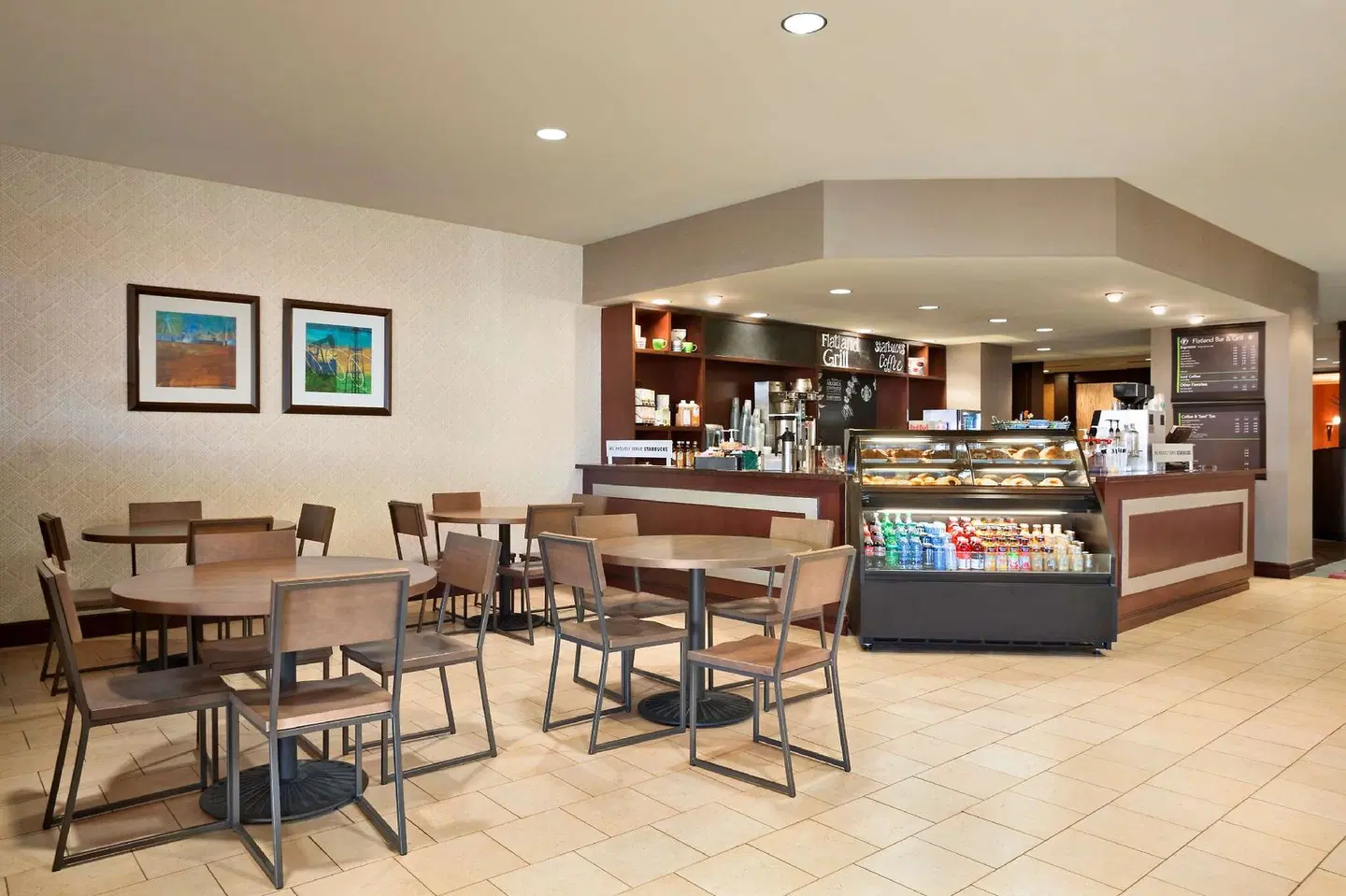DoubleTree by Hilton DFW Airport North Bar