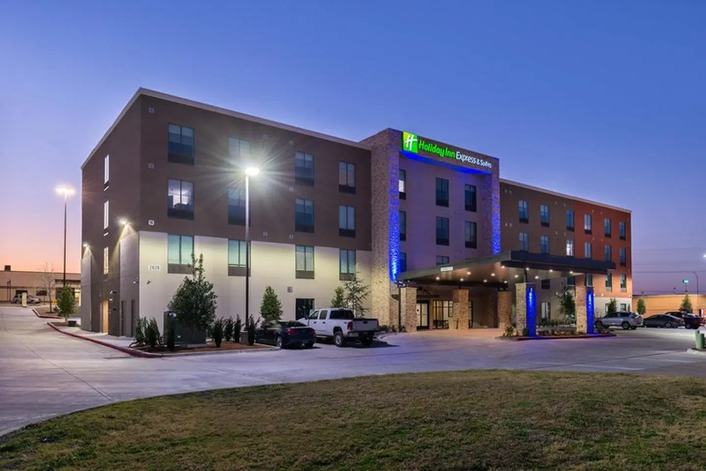 Holiday Inn Express & Suites Fort Worth West by IHG EXTERIOR