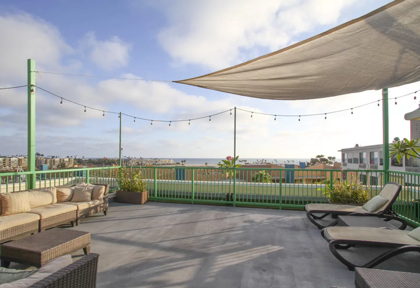 Holiday Inn Oceanside Camp Pendleton Area by IHG Garten