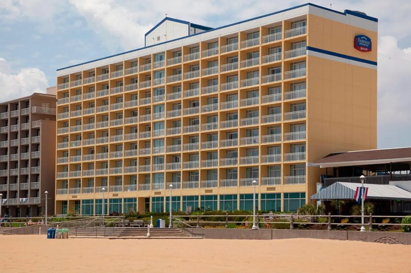 Fairfield by Marriott Inn & Suites Virginia Beach Oceanfront EXTERIOR