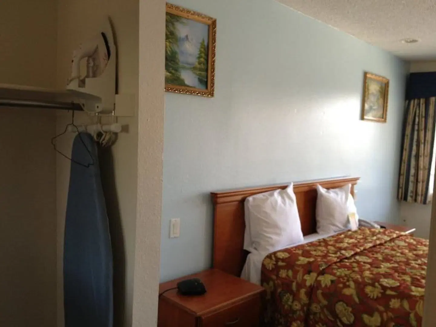 Scottish Inns ROOM_EXAMPLE