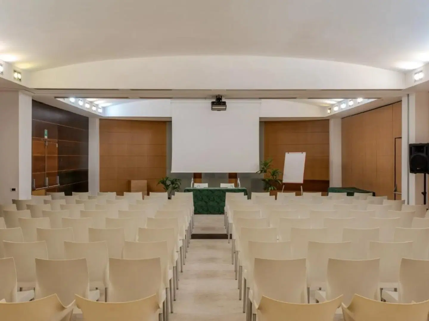 First Konferenz