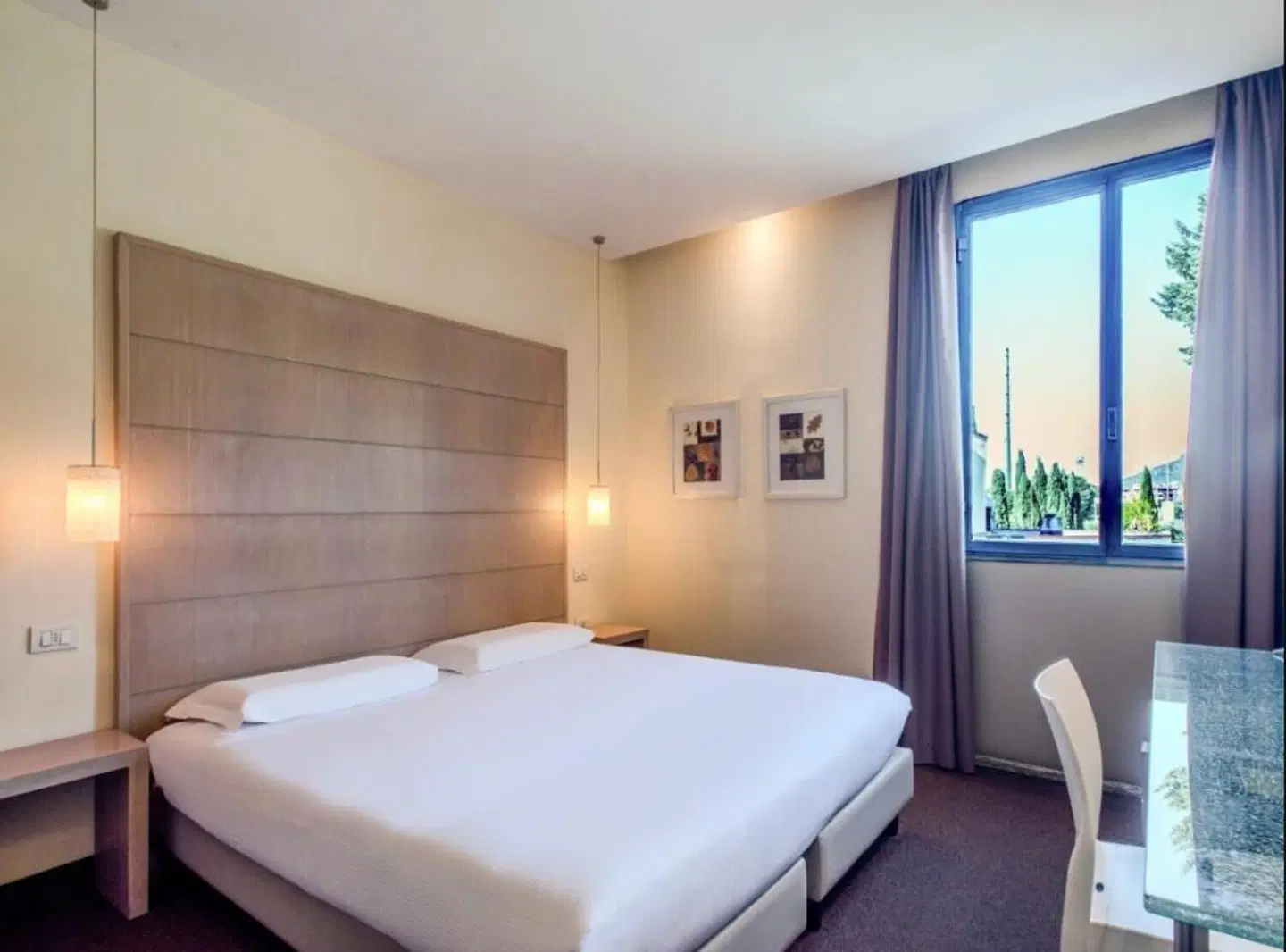 First ROOM_EXAMPLE