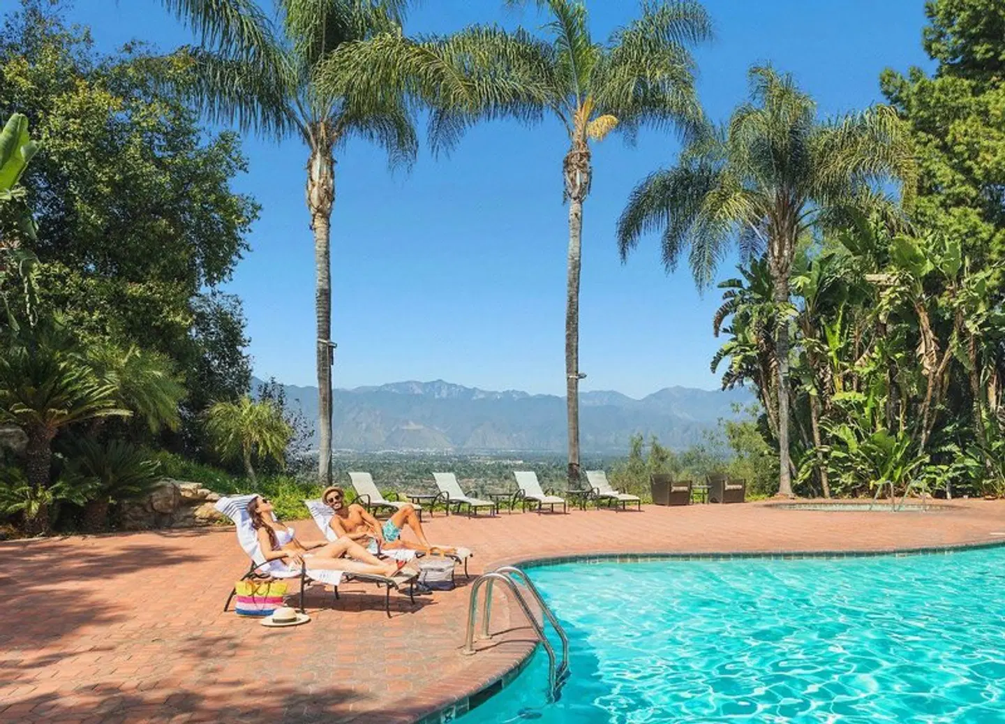 Pacific Palms Resort OUTDOOR_POOL