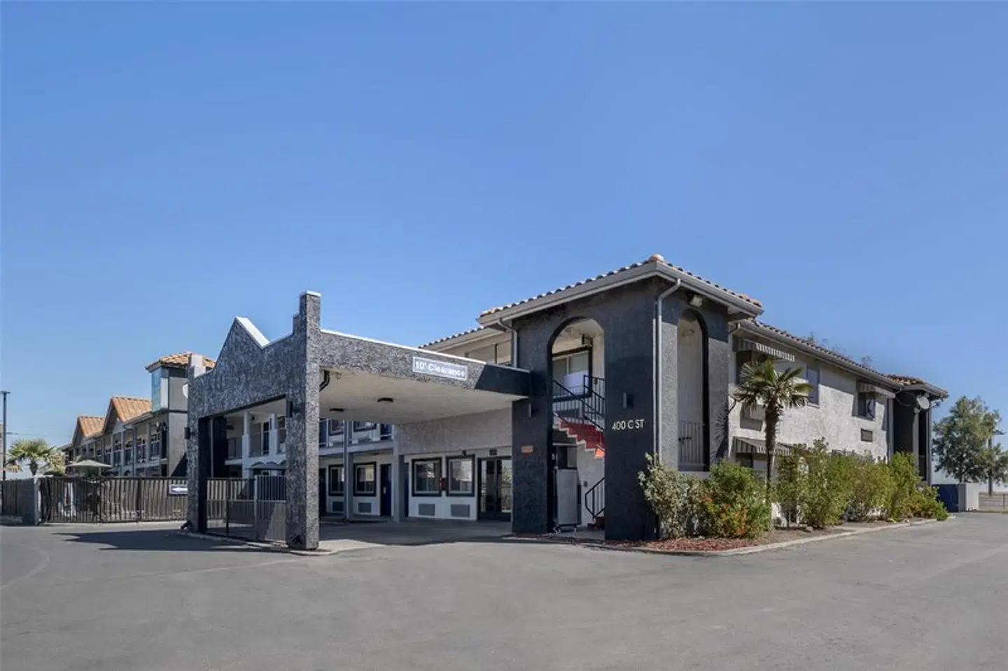 SureStay Hotel by Best Western Williams EXTERIOR