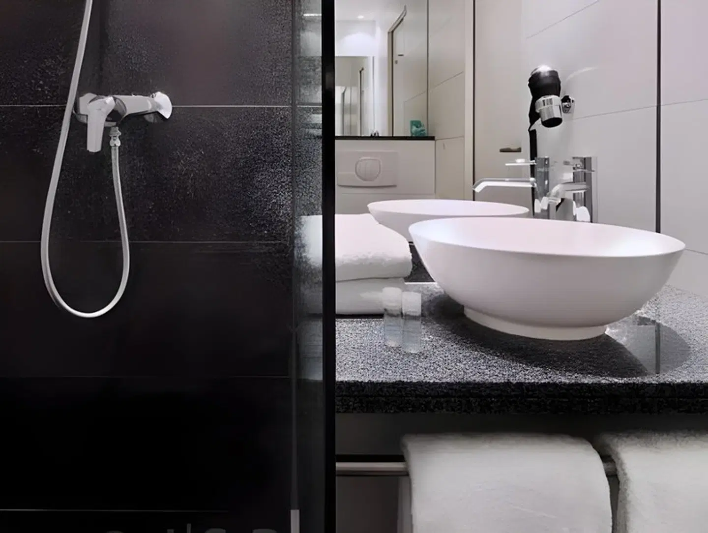 Motel One Salzburg-Mirabell Badezimmer