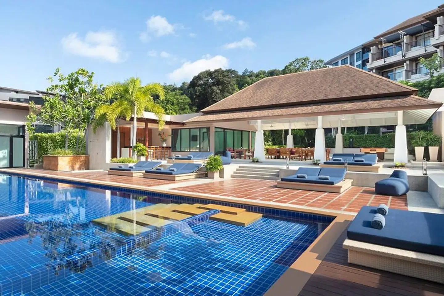 AVANI Ao Nang Cliff Krabi Resort OUTDOOR_POOL