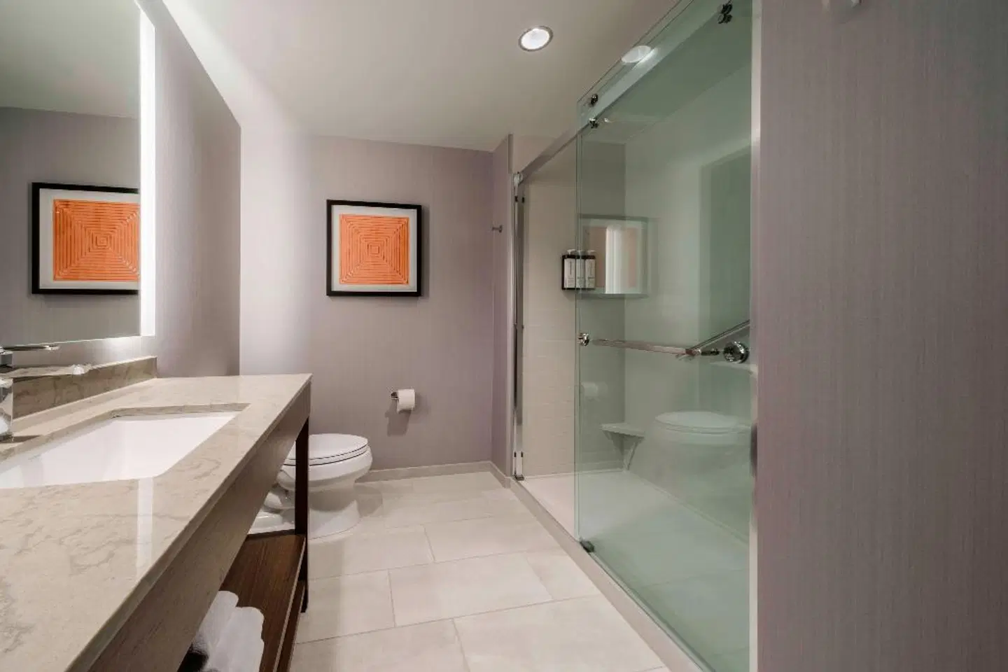 Hyatt House Sacramento Airport / Natomas Badezimmer