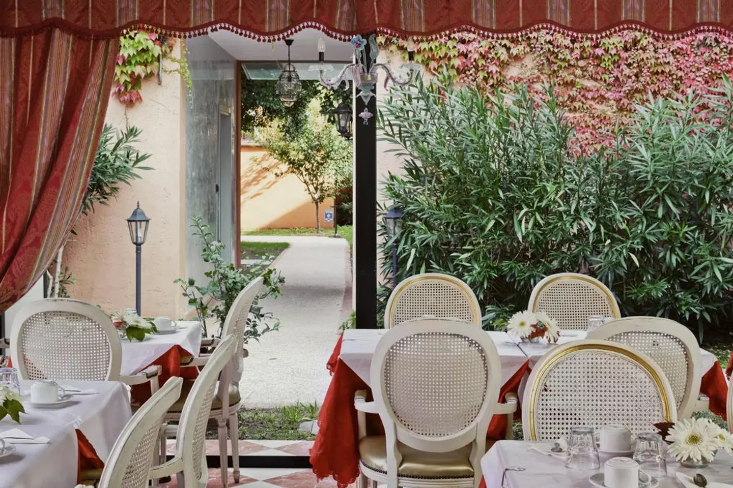 Tre Archi Terrasse