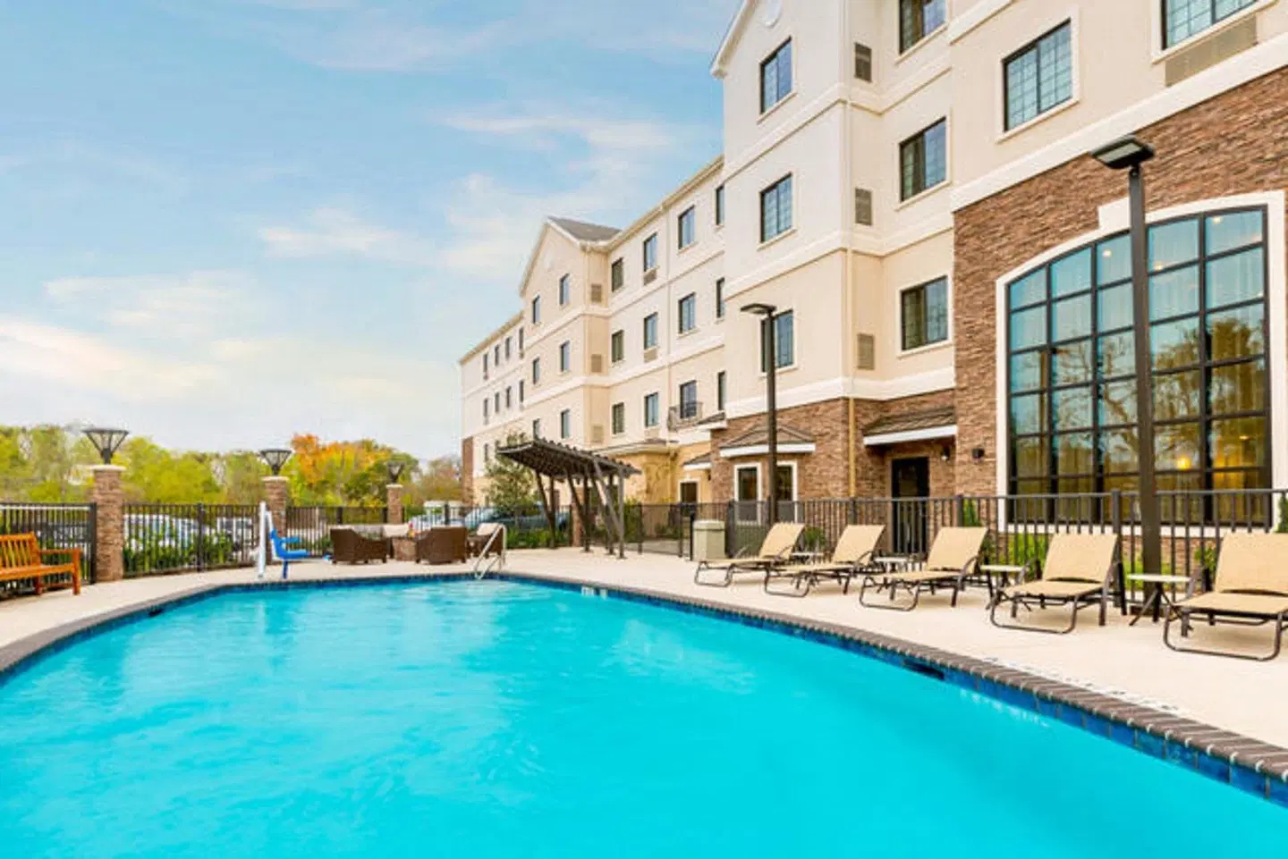 Staybridge Suites College Station by IHG OUTDOOR_POOL