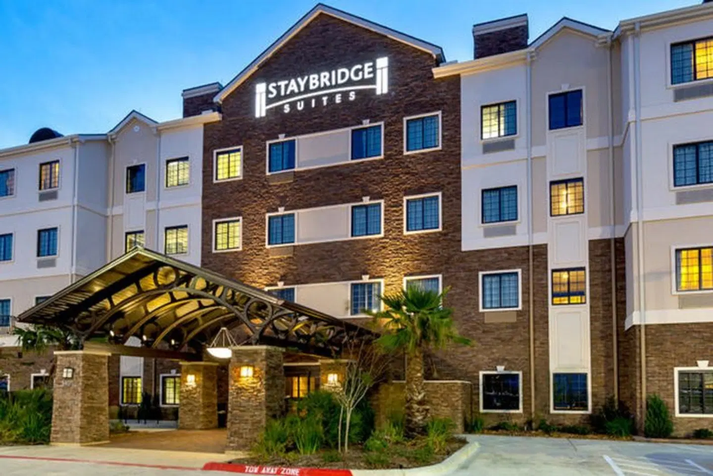 Staybridge Suites College Station by IHG EXTERIOR