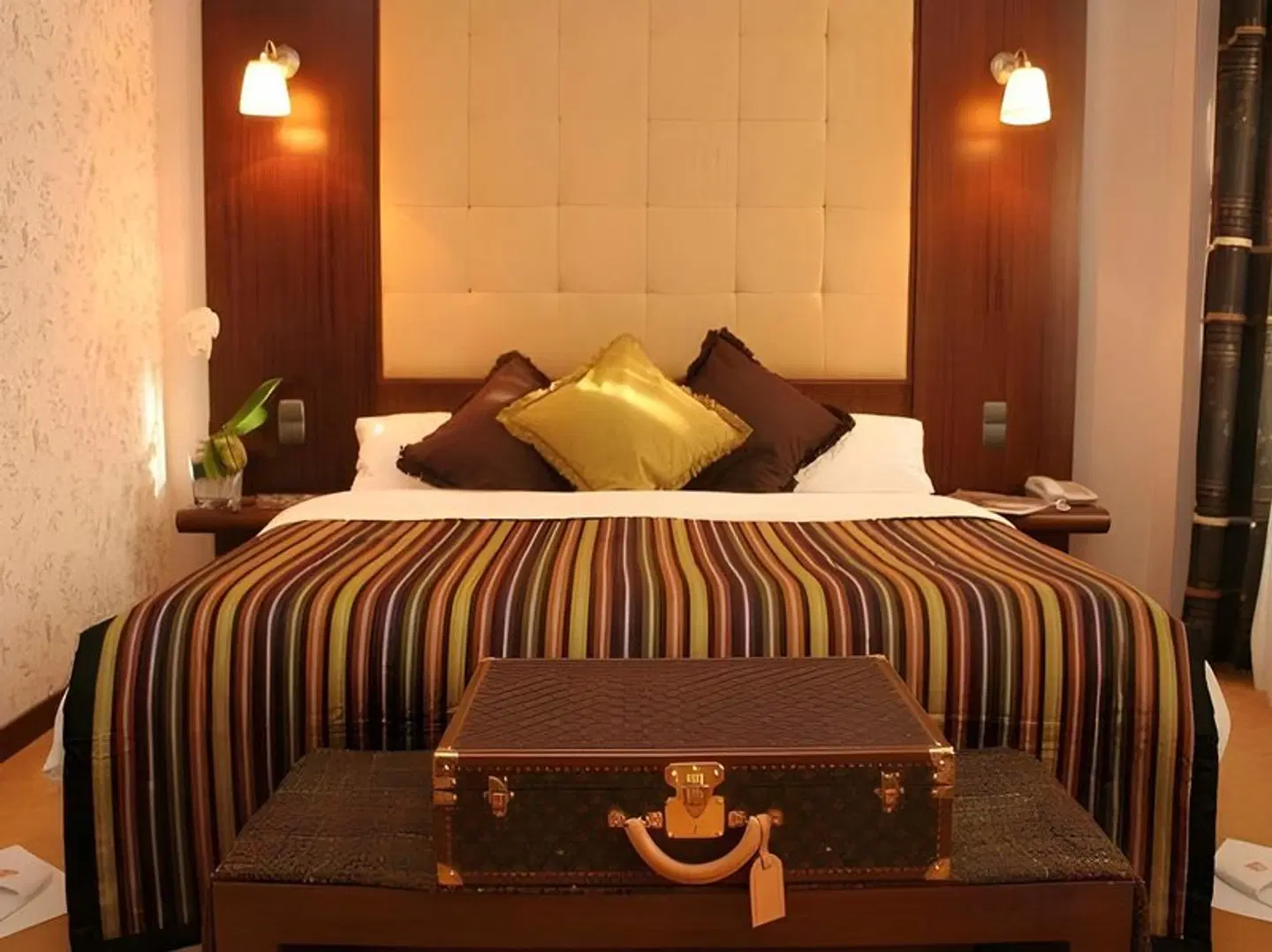 Friday Hotel ROOM_EXAMPLE