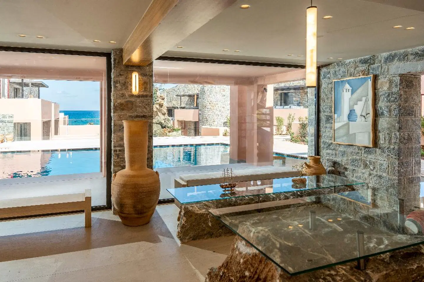 Volta Seaside Boutique Hotel Badezimmer