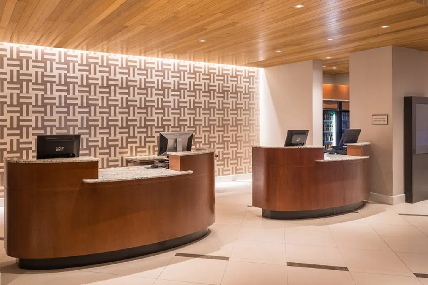Sheraton Dallas Hotel by the Galleria LOUNGE_LOBBY