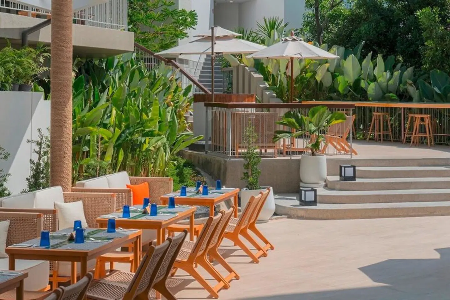 Andaman Beach Hotel Phuket - Handwritten Collection Terrasse