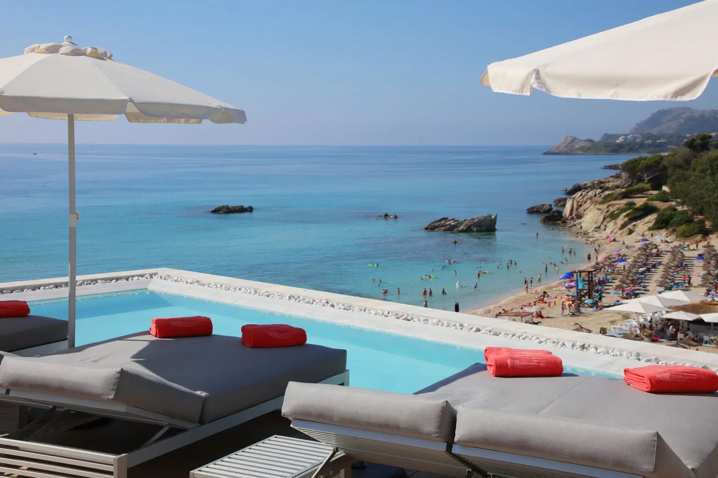 Serrano Palace Strand