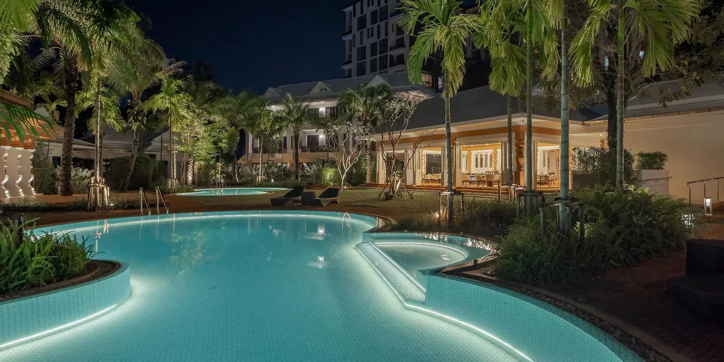 The Pe La Resort OUTDOOR_POOL