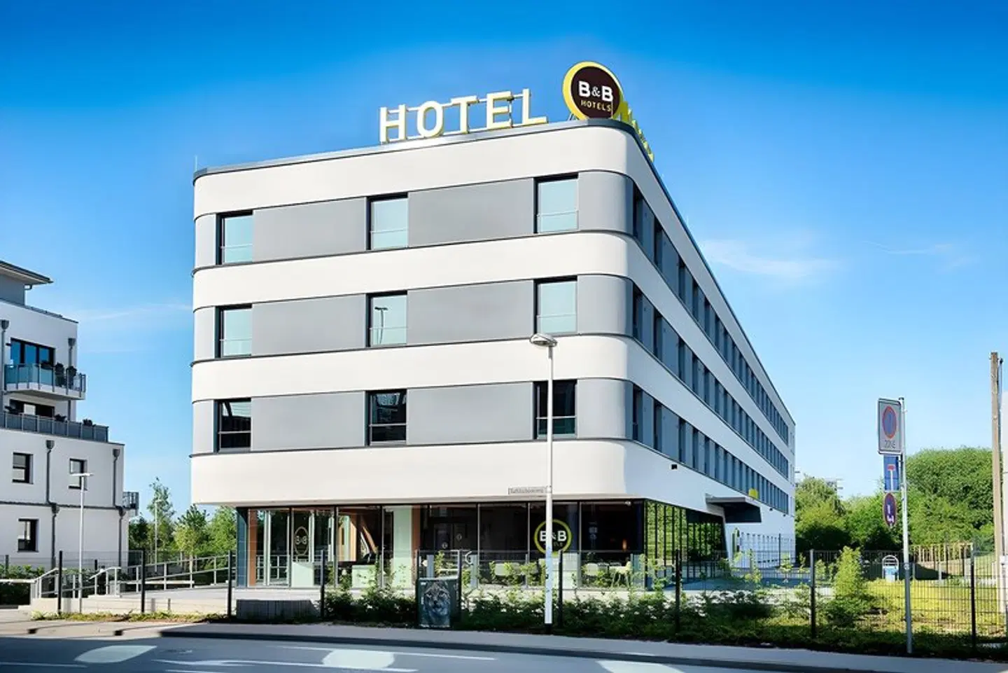 B&B Hotel Rostock-Hafen EXTERIOR
