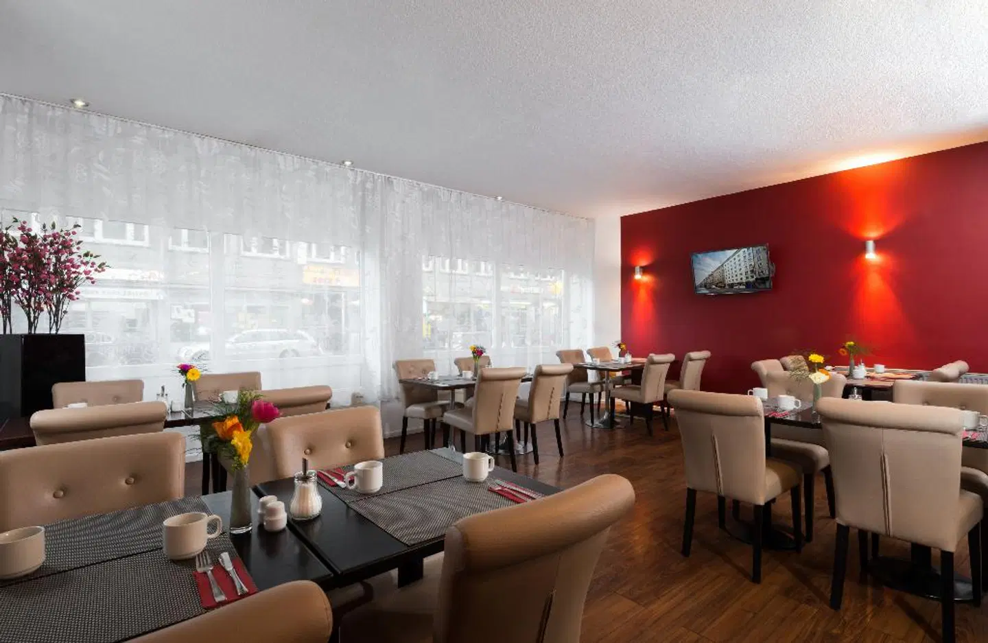 Leonardo Hotel Frankfurt City Center Bar