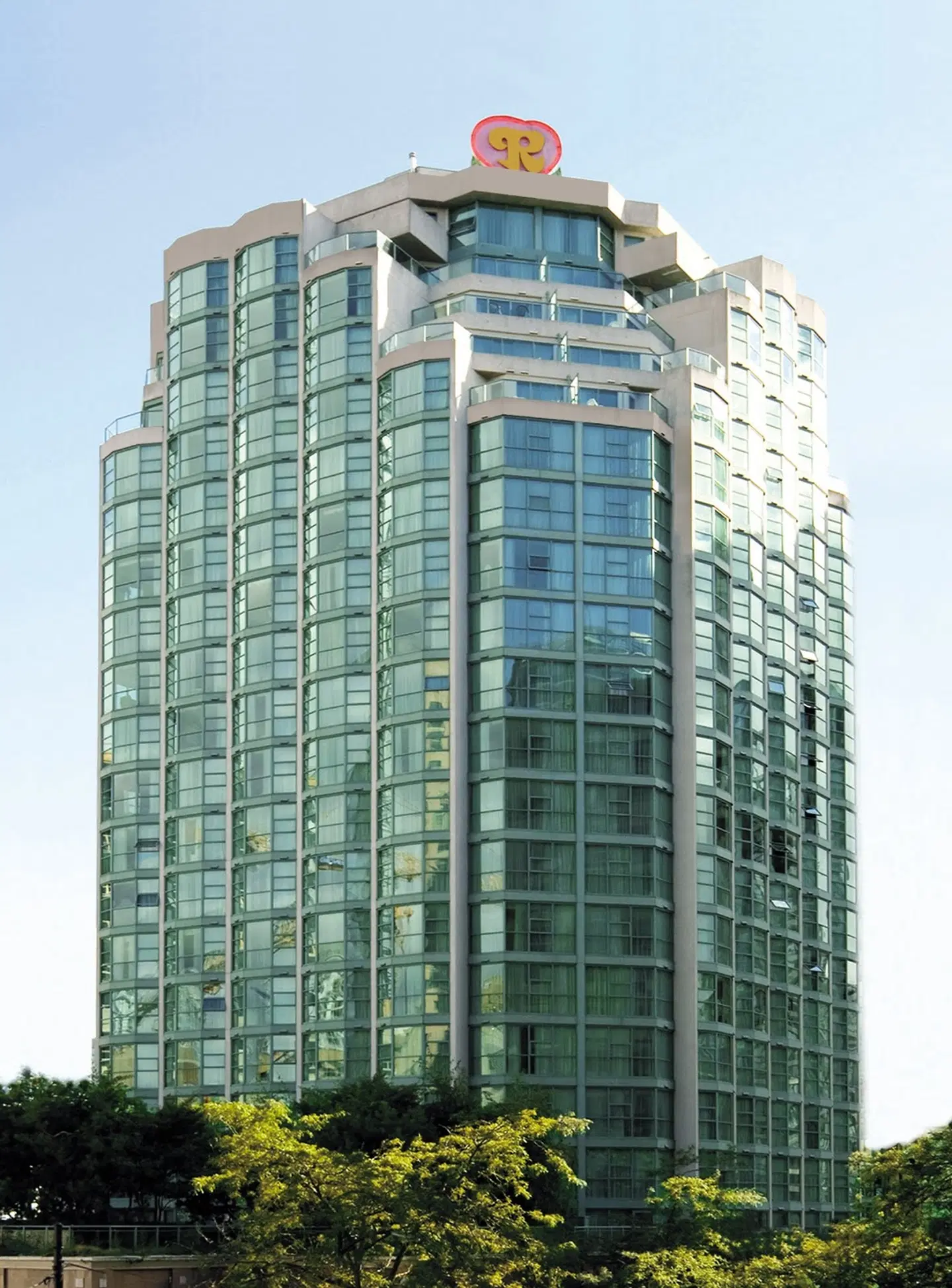 Rosedale on Robson Suite Hotel EXTERIOR