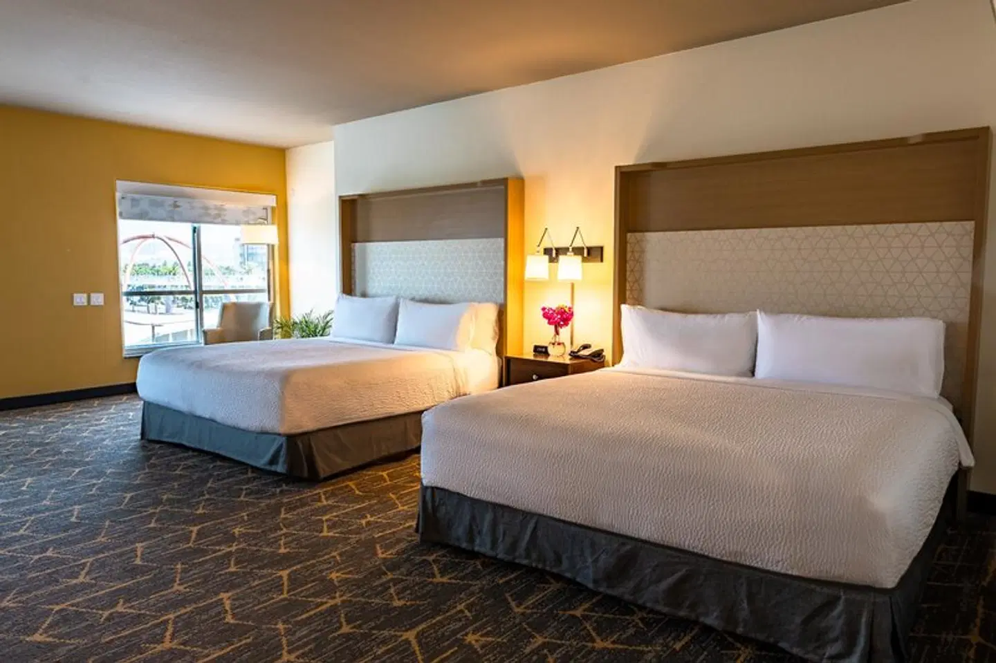 Holiday Inn & Suites Oakland - Airport by IHG ROOM_EXAMPLE