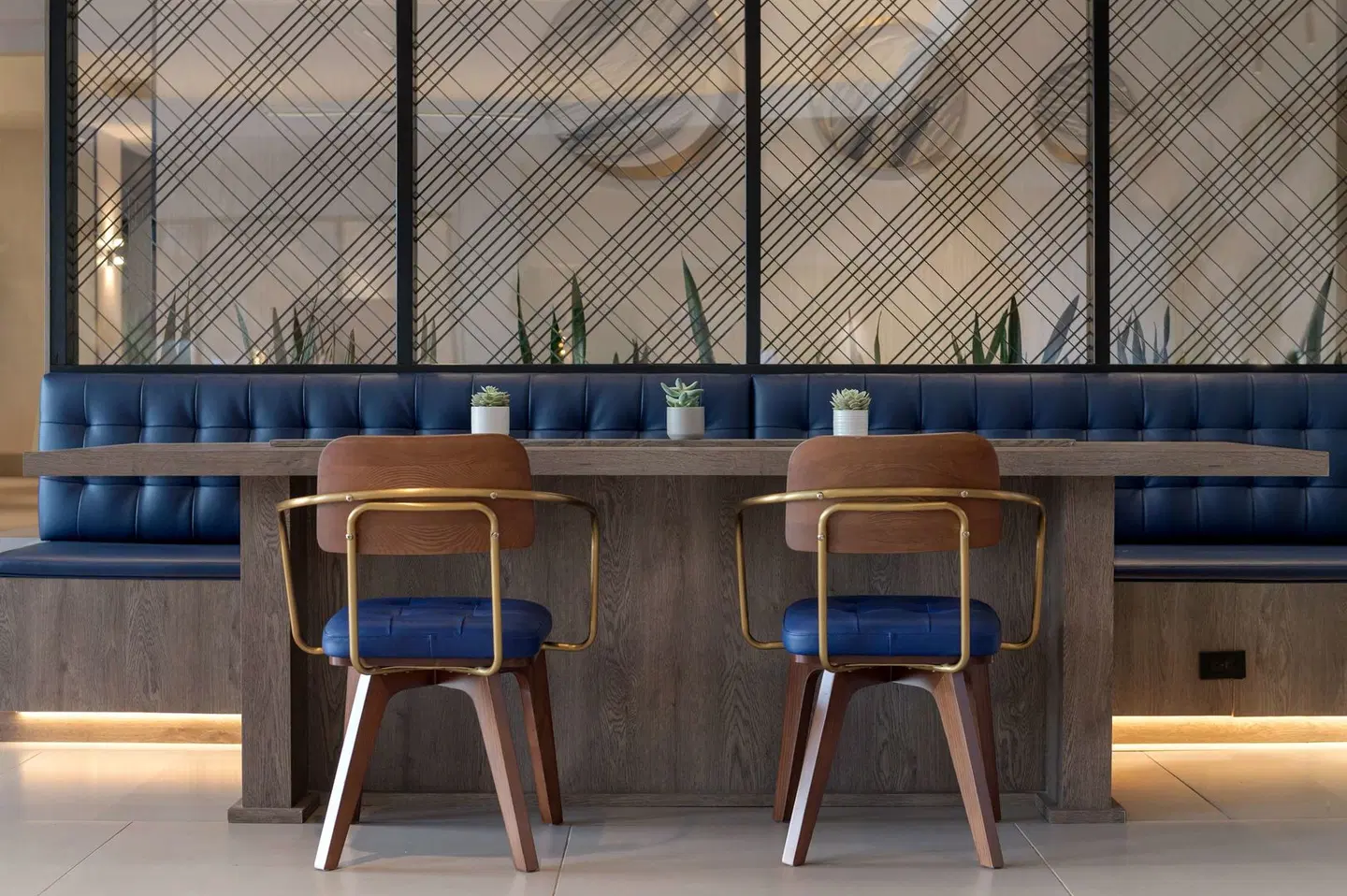DoubleTree by Hilton San Francisco South Airport Blvd Bar