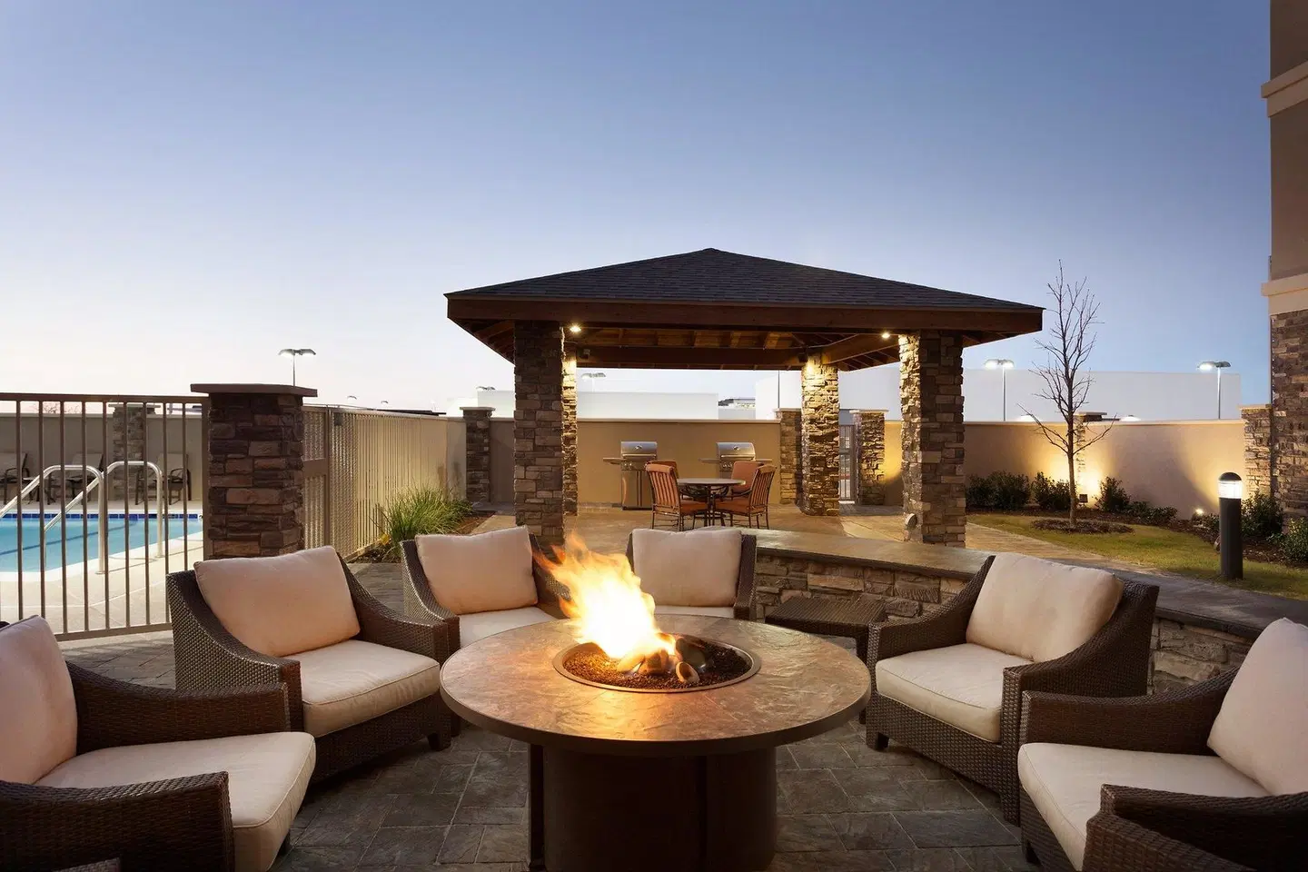 Staybridge Suites Midland by IHG Terrasse
