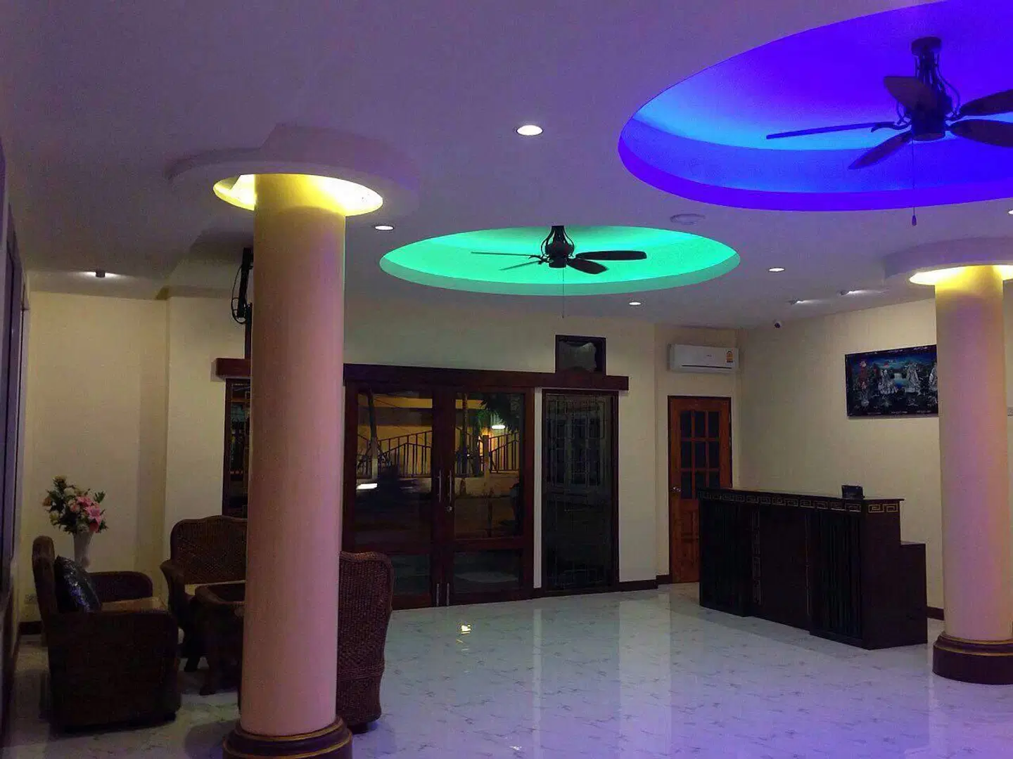 BS Airport at Phuket LOUNGE_LOBBY