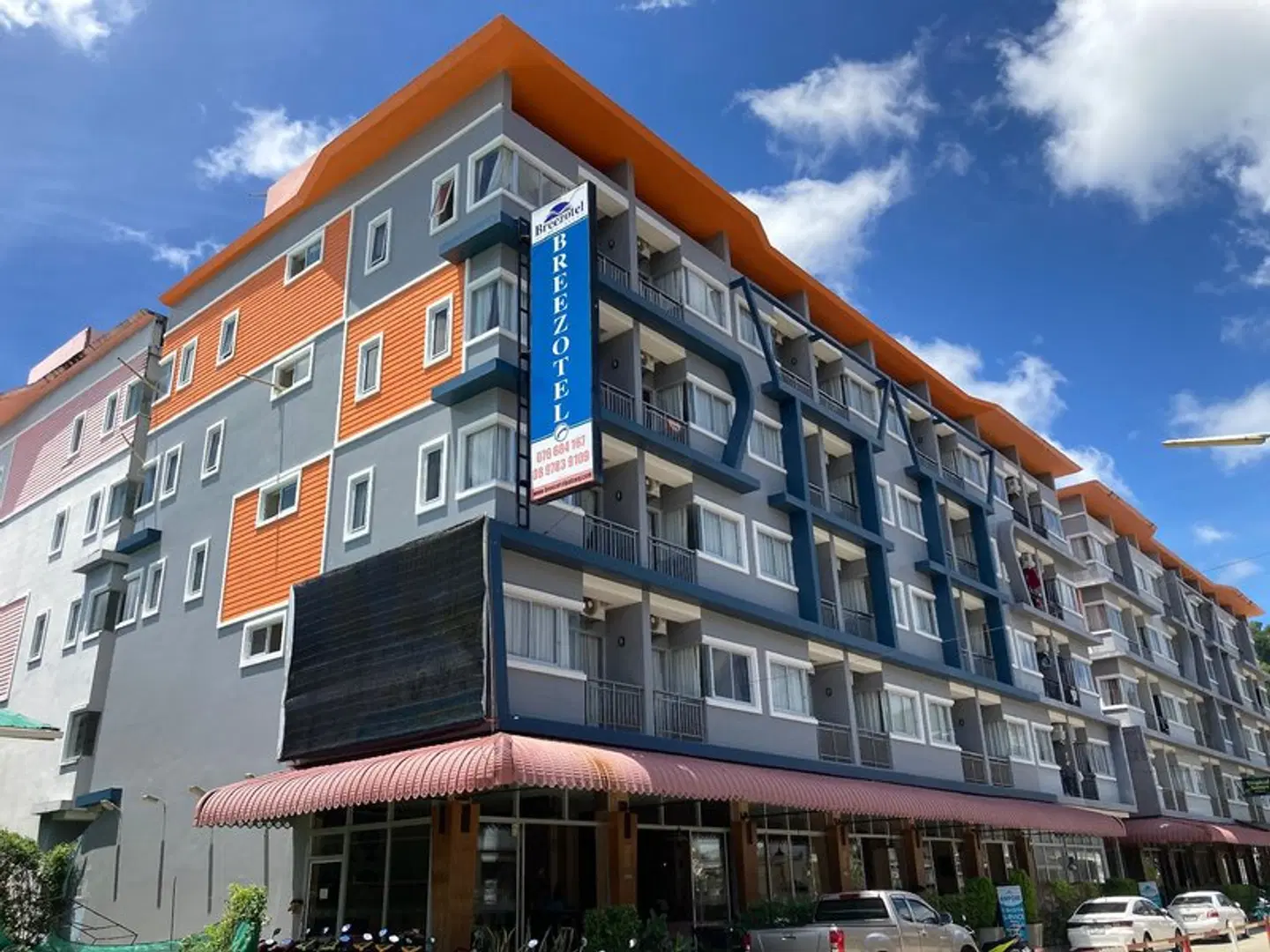 BREEZOTEL EXTERIOR