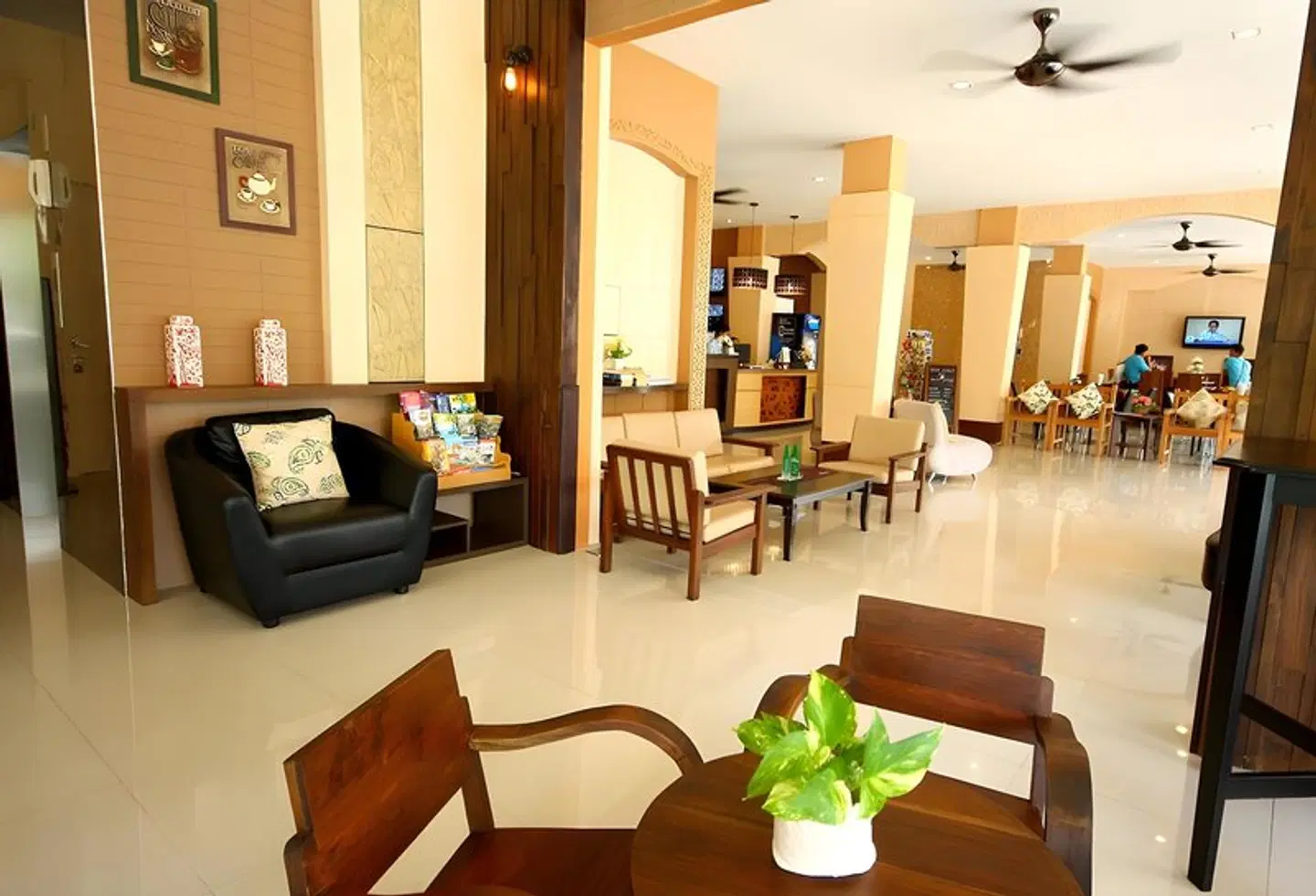 BREEZOTEL LOUNGE_LOBBY