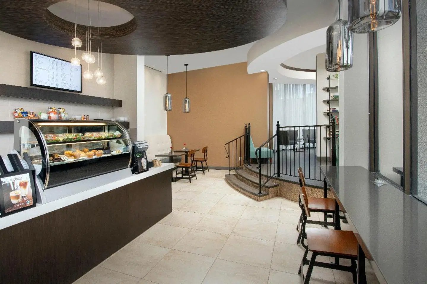 Crowne Plaza San Antonio Airport by IHG Bar