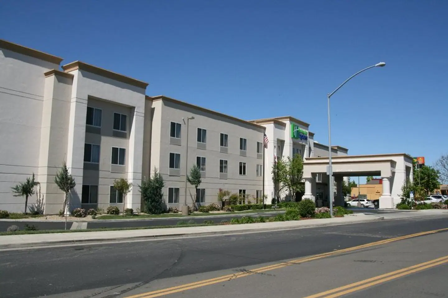 Holiday Inn Express Stockton Southeast by IHG EXTERIOR