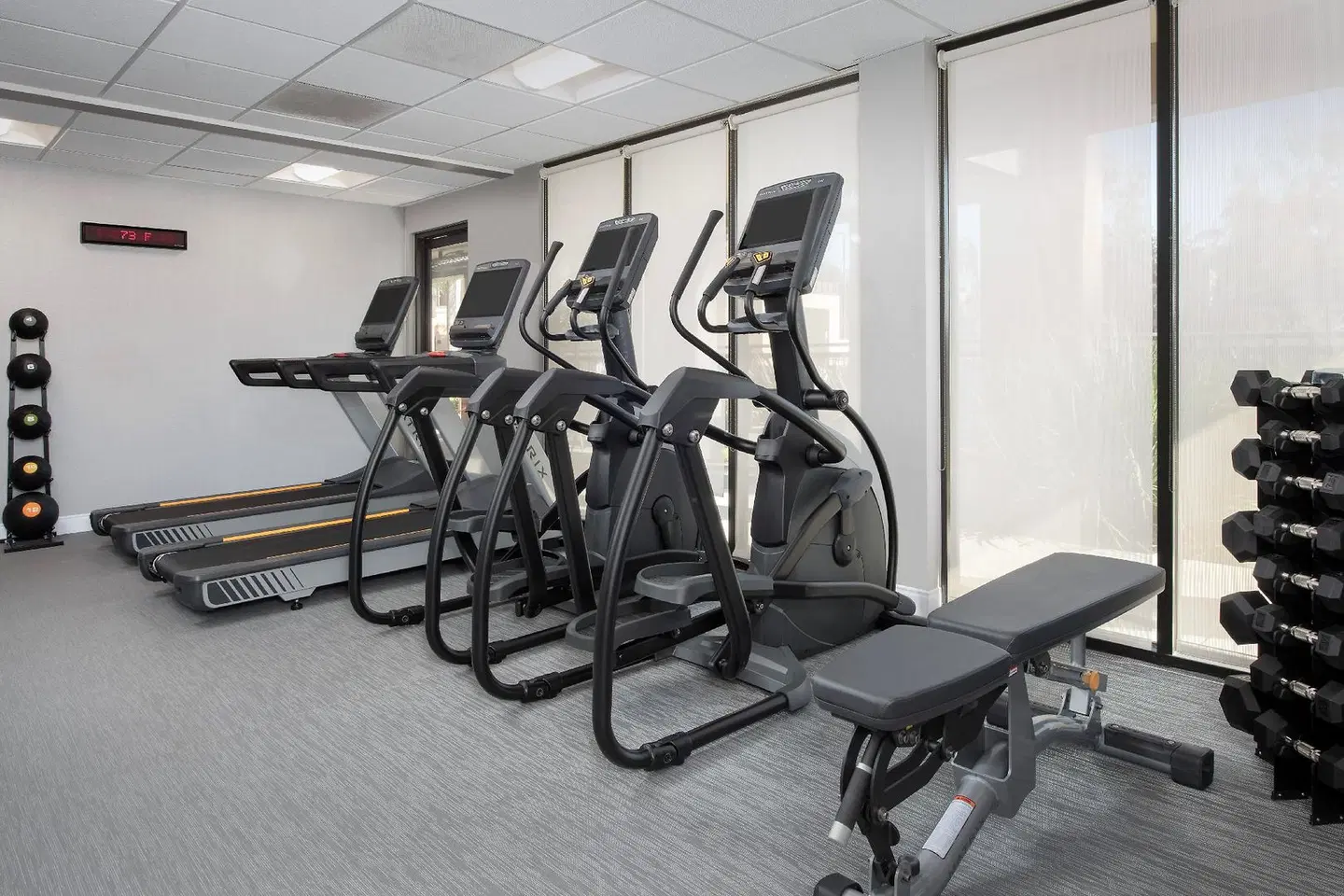 Courtyard by Marriott San Diego Carlsbad SPORTS_AND_LEISURE