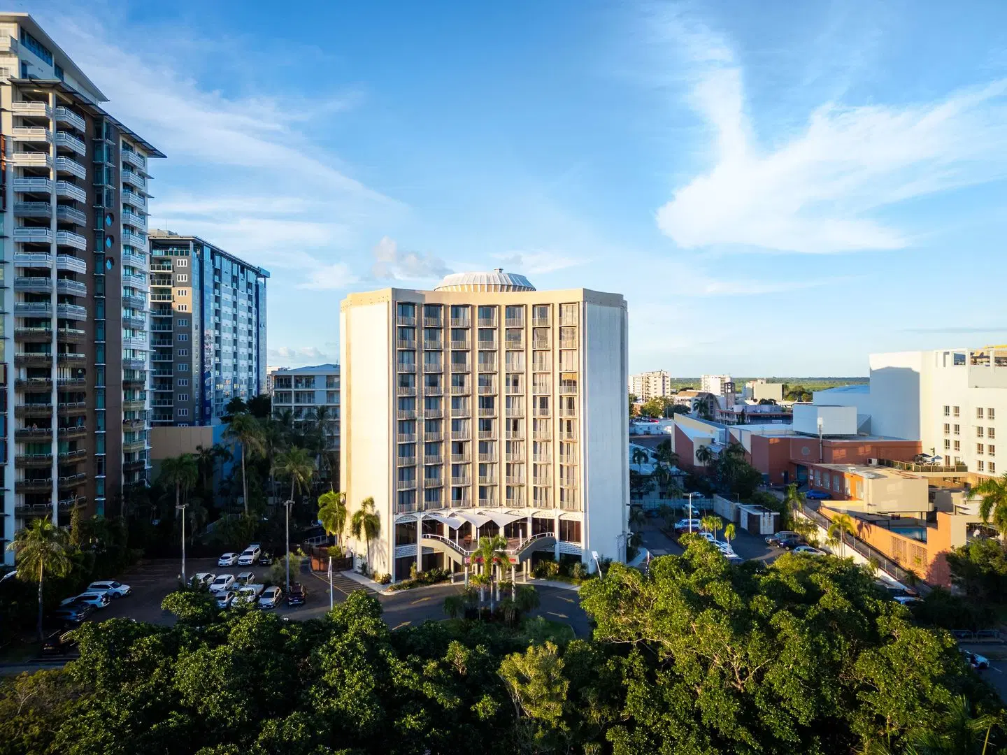 Hilton Garden Inn Darwin EXTERIOR