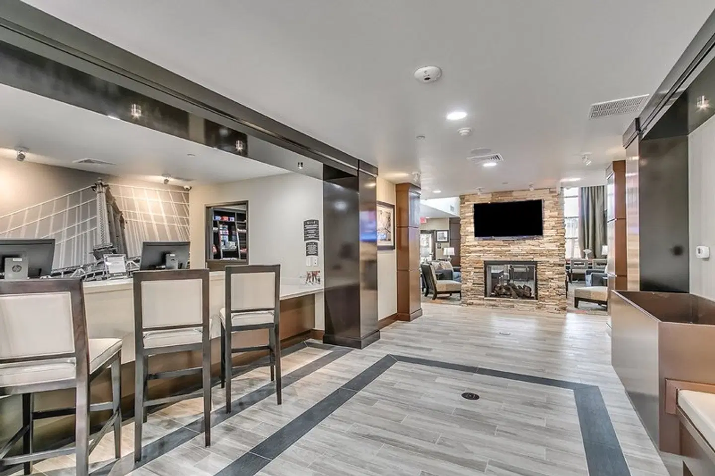 Staybridge Suites Lubbock South by IHG LOUNGE_LOBBY