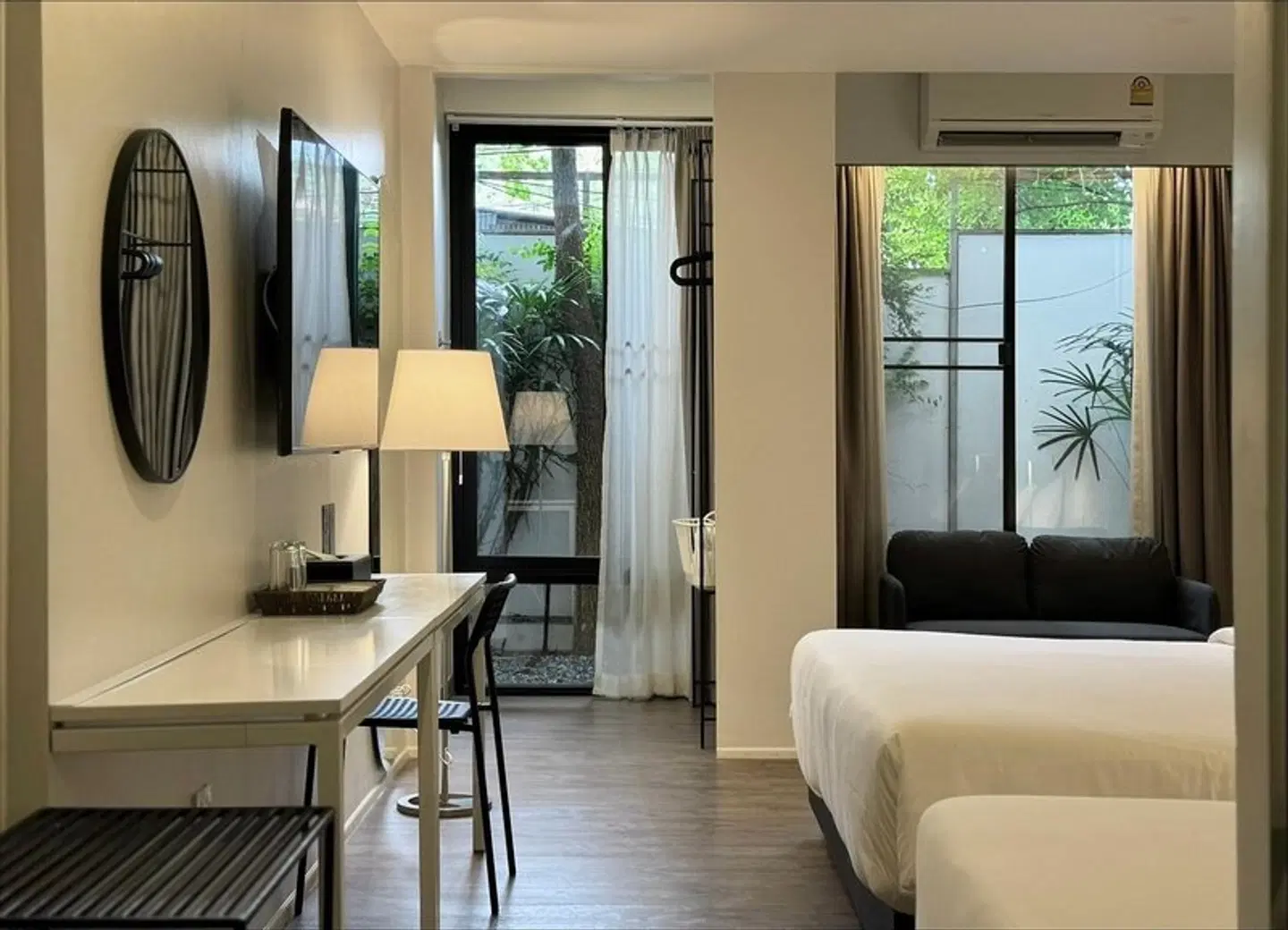 POR Santitham ROOM_EXAMPLE