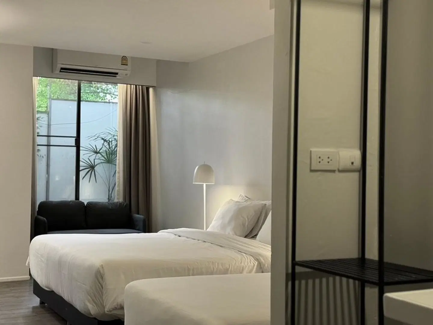 POR Santitham ROOM_EXAMPLE