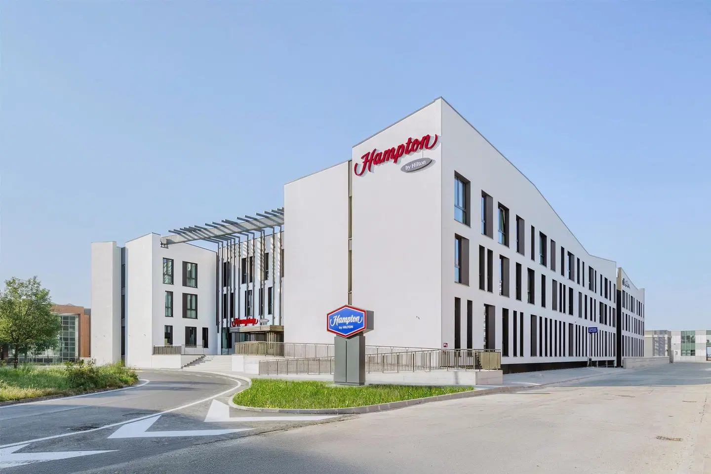 Hampton By Hilton Venice Isola Nuova EXTERIOR