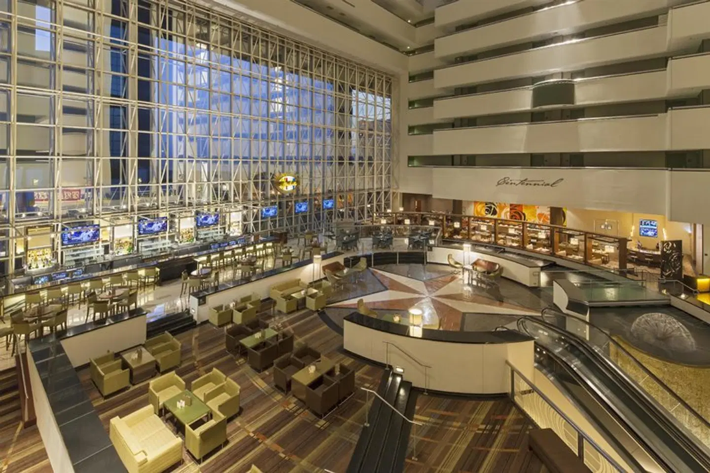 Hyatt Regency Dallas Bar