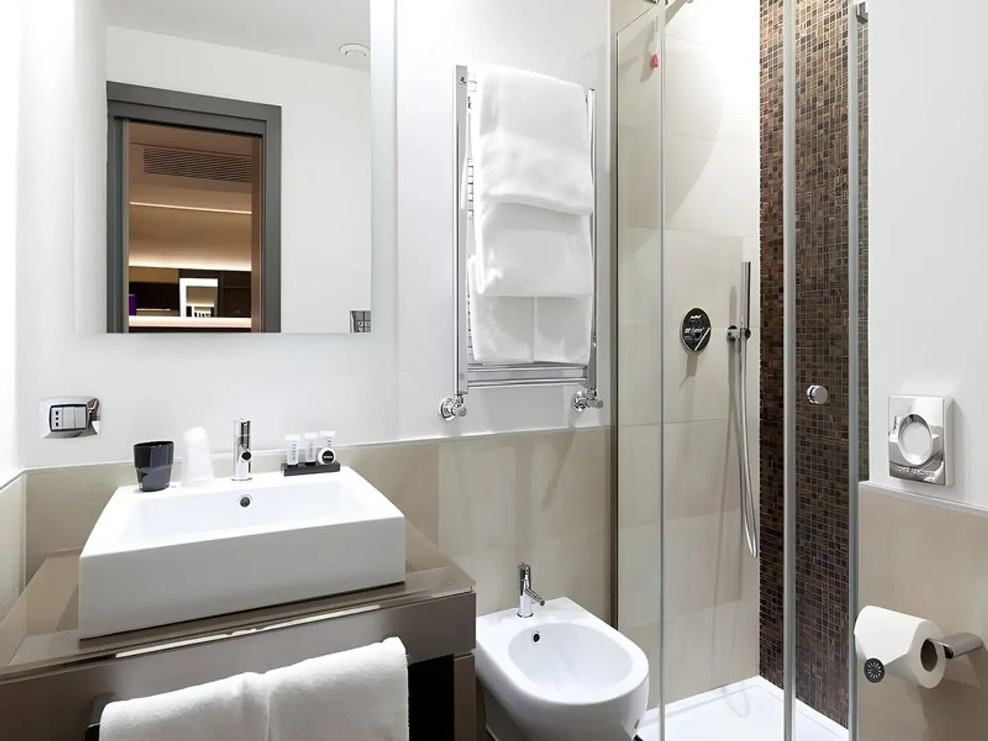 Quirinale Luxury Rooms Badezimmer