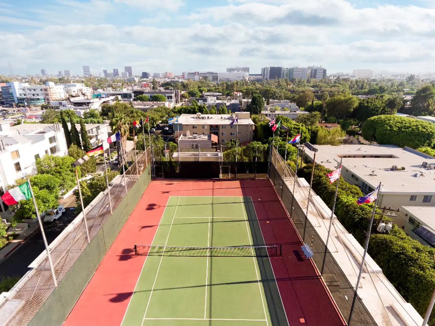 Le Parc Suite Hotel SPORTS_AND_LEISURE