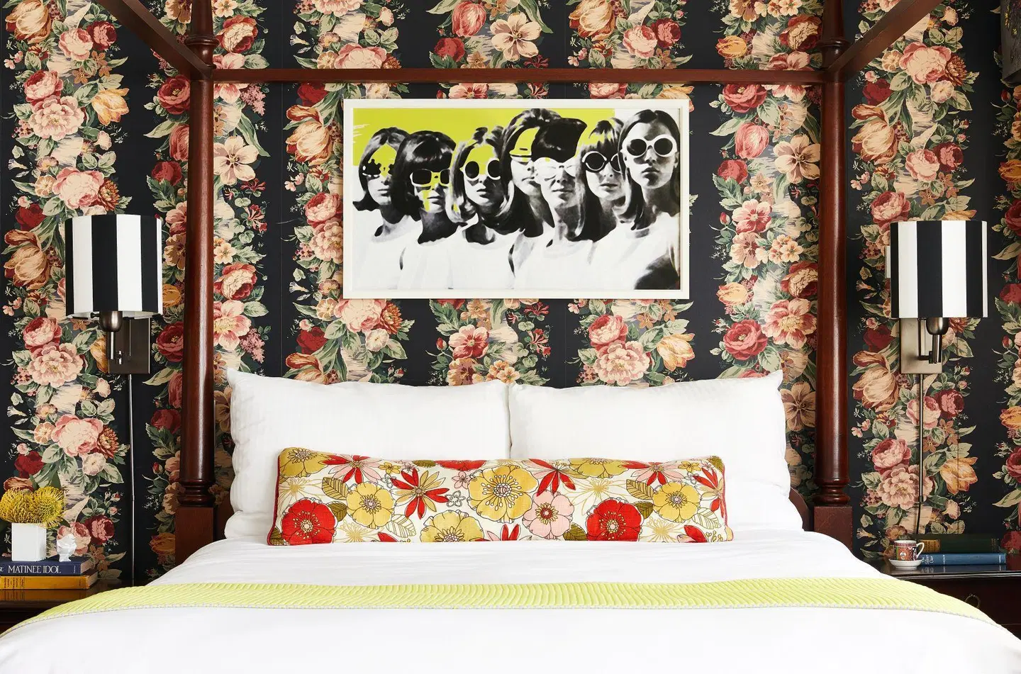 White Swan Inn ROOM_EXAMPLE