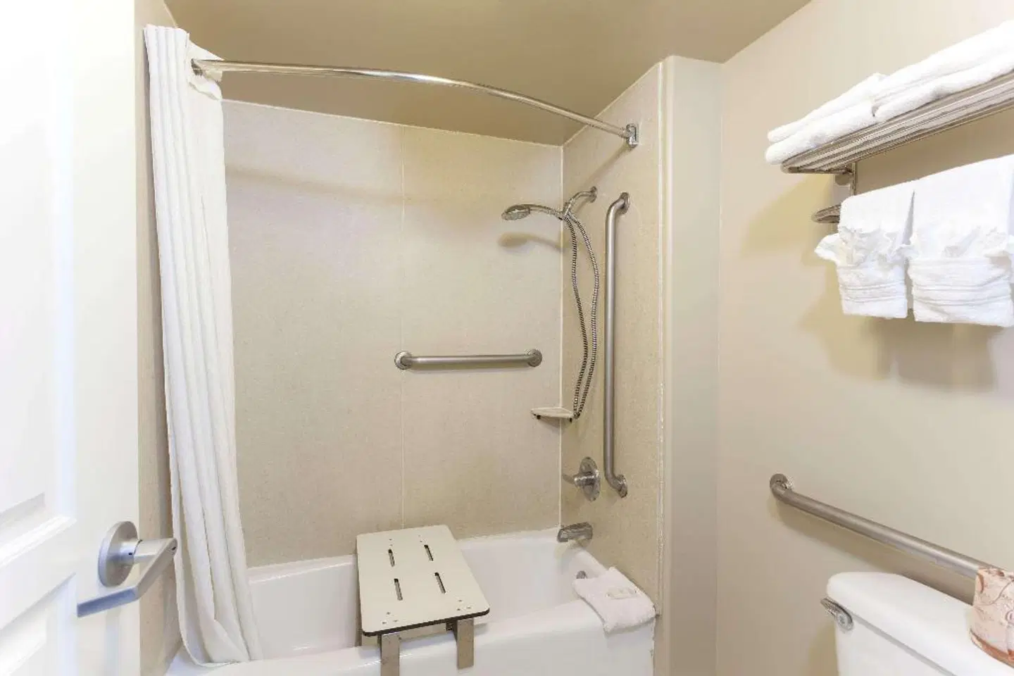 Super 8 by Wyndham Torrance LAX Airport Area Badezimmer