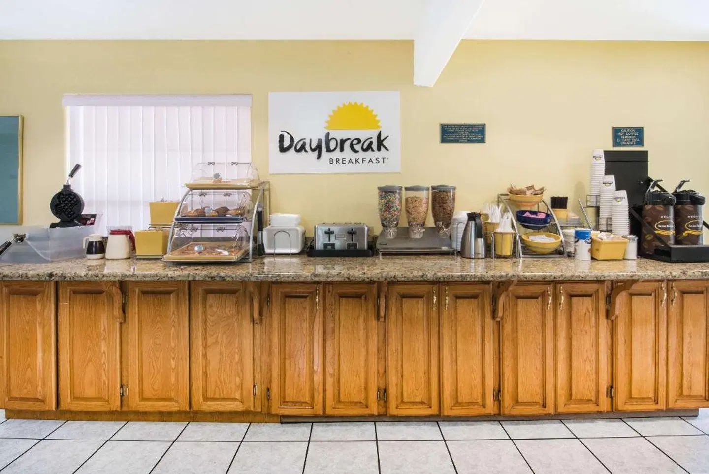 Days Inn by Wyndham McAllen LOUNGE_LOBBY