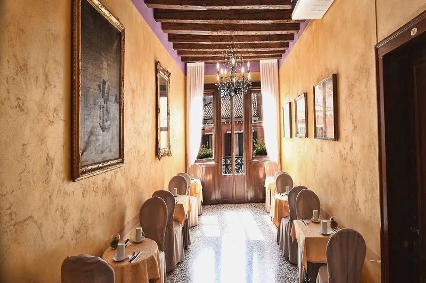 Casa Martini Restaurant