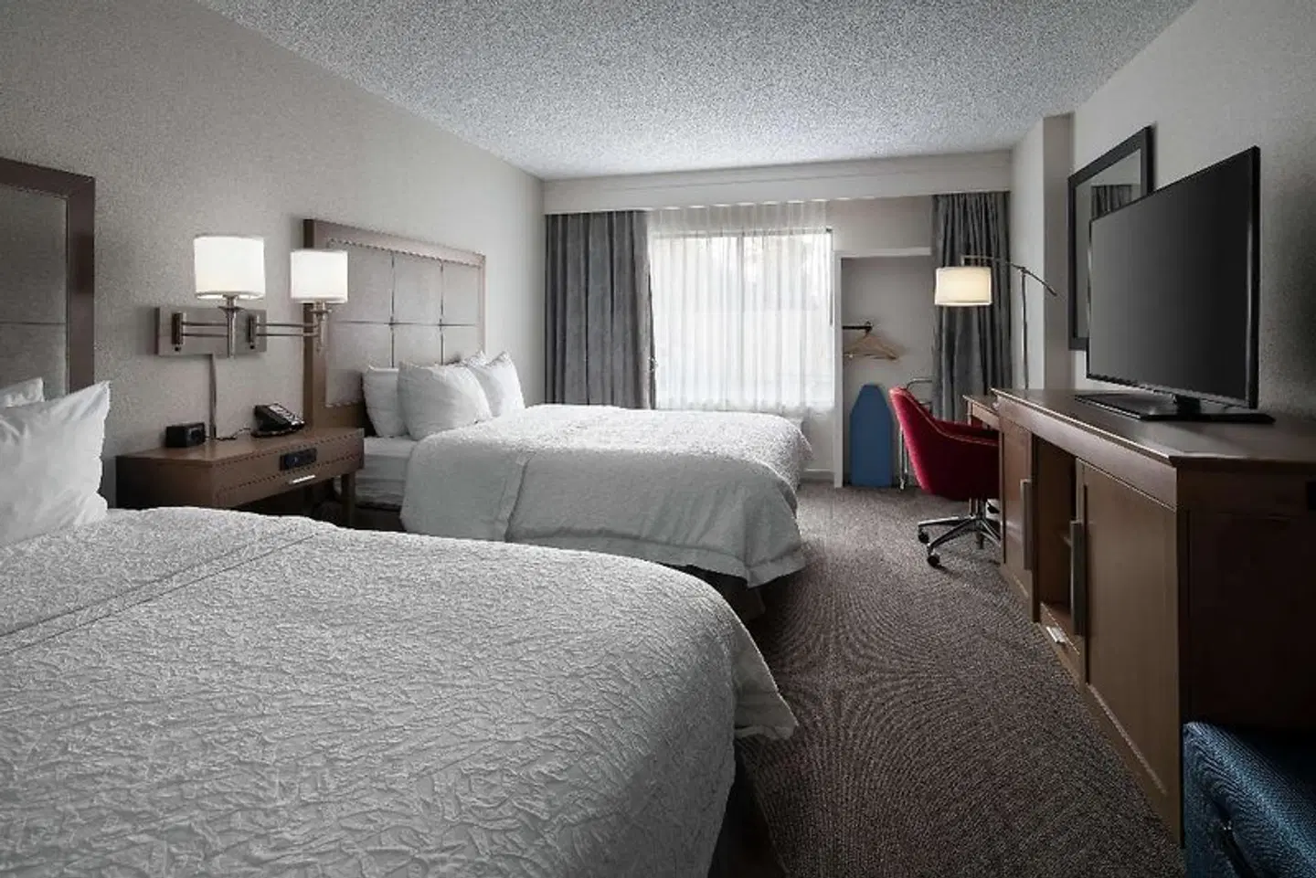 Hampton Inn & Suites Los Angeles/Anaheim-Garden Grove ROOM_EXAMPLE