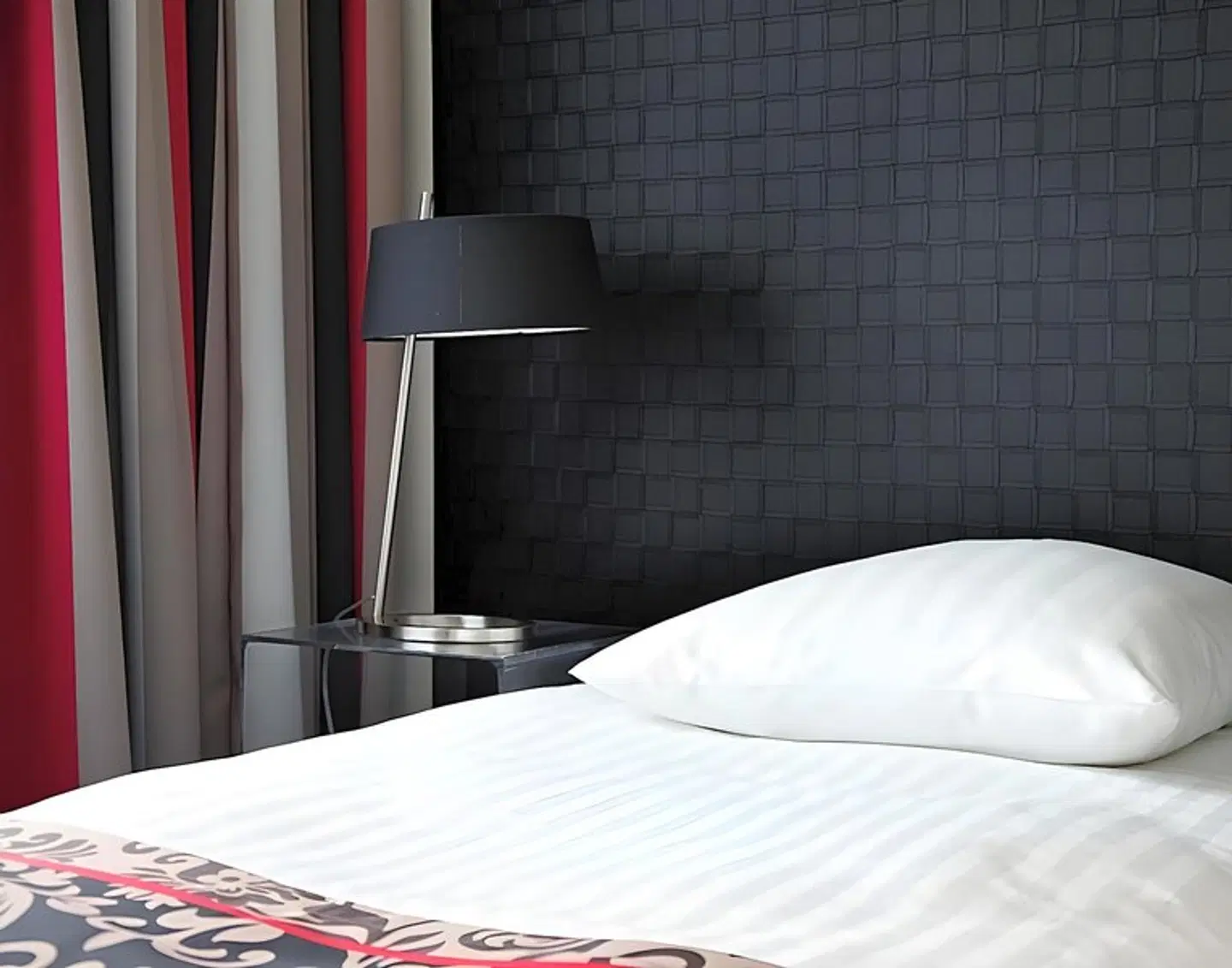 Suisse ROOM_EXAMPLE